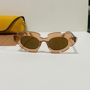 Loewe Paula Ibiza chunky cat eye flower floral sunglasses lenses